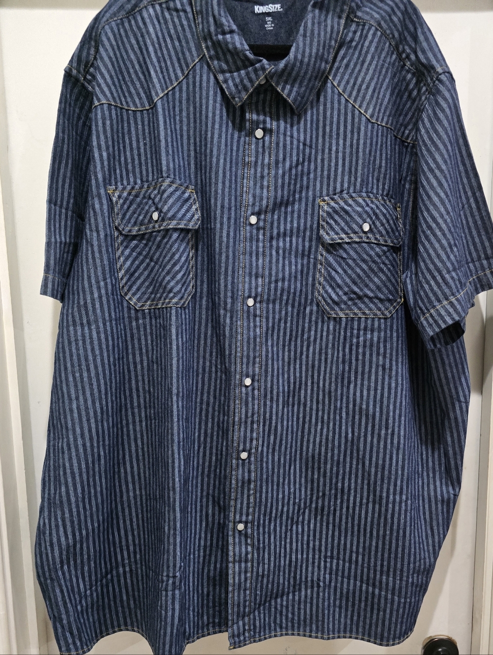 King Size 5-XL Blue Striped Short-Sleeve Button-Up Shirt